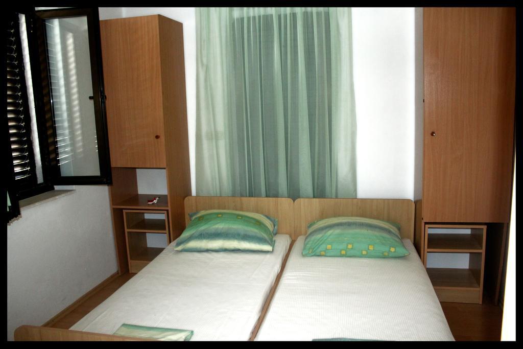 Apartments Boljat Supetar Δωμάτιο φωτογραφία